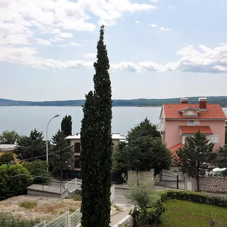 Apartment Apartments By The Sea Selce, Crikvenica - 4801 *