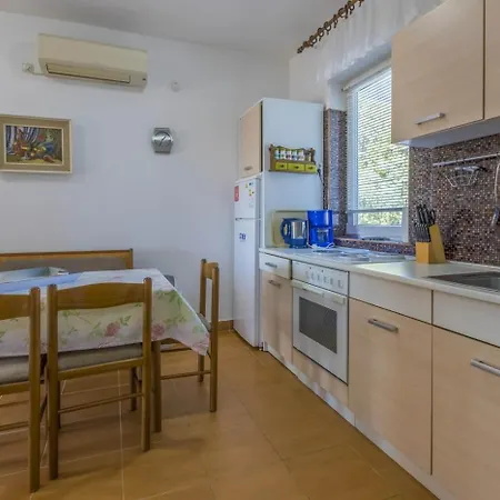 Apartments By The Sea Selce, Crikvenica - 4801 * Selce